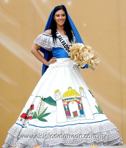 en trajes típicos » Galerías fotográficas de El Siglo de Torreón