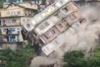 Colapsa edificio de 8 pisos en India por un desprendimiento de tierra