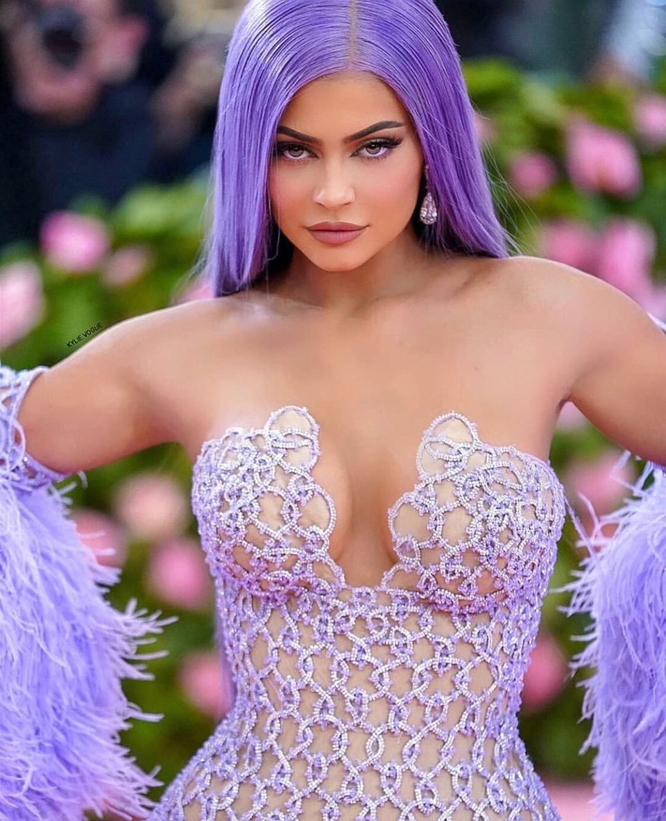 Both women are super fans of hulu's hit. Kylie Jenner Figura 2019 : Estas Son Las Celebridades Mejor Pagadas Del Mundo En El 2019