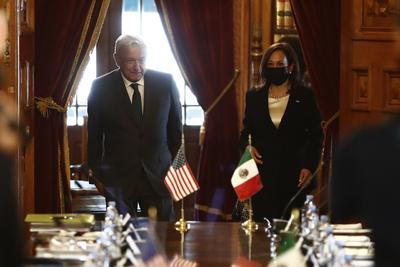 Kamala Harris realiza visita oficial a México; se reúne con AMLO