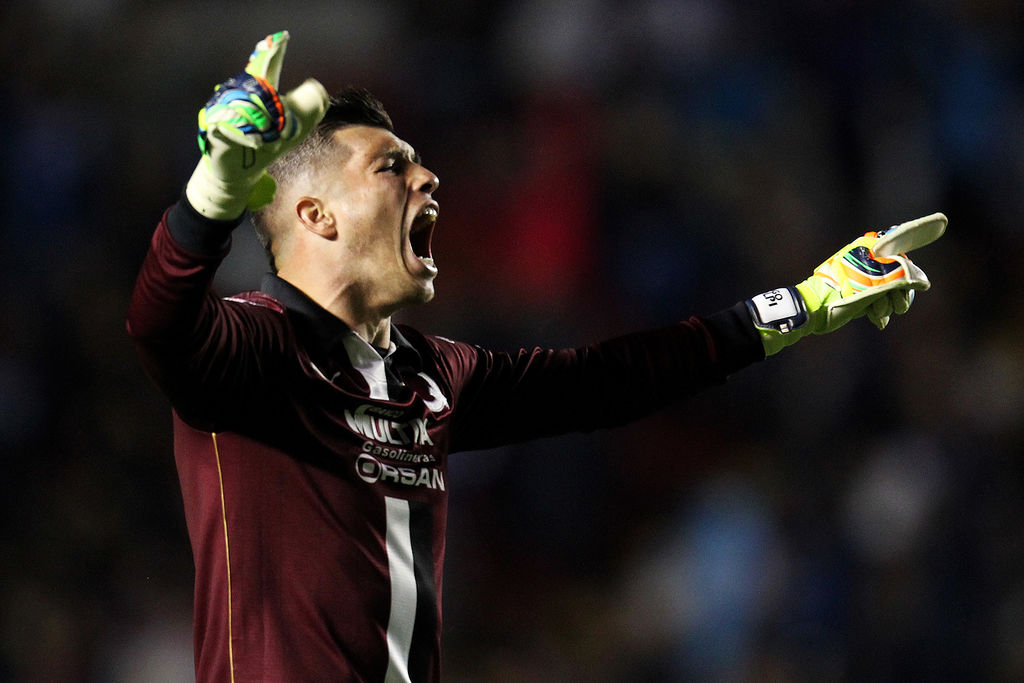 querétaro vence monterrey acaricia