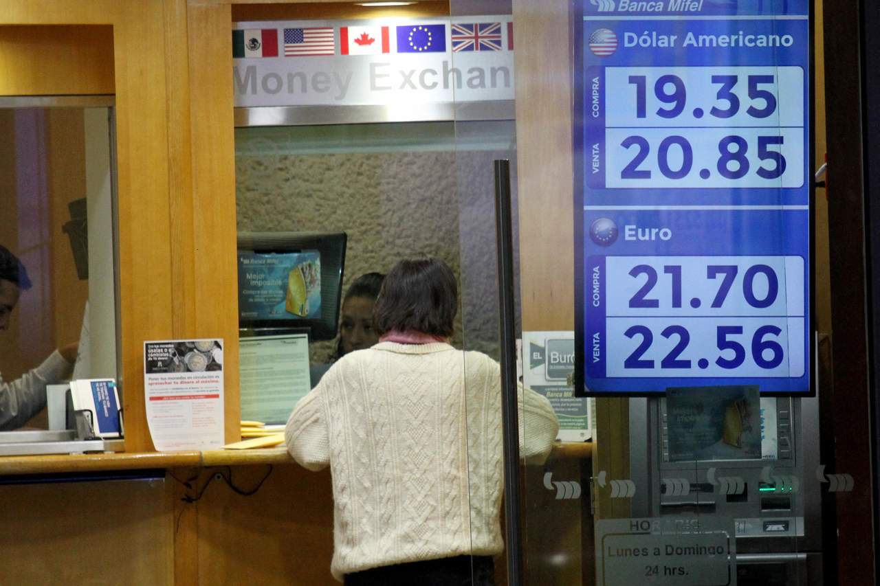 Dólar abre en 20.88 pesos en bancos de la Ciudad de México - El Siglo de Torreón