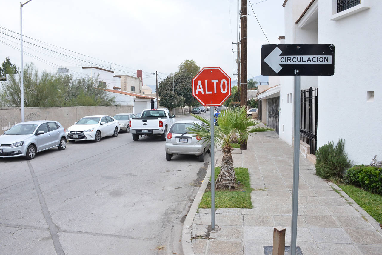 Avalan cierre de calle debido a inseguridad